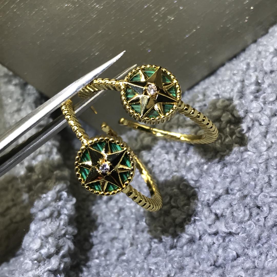 Роскошные серьги S925 Sterling Silver Compass для женщин Свадебные блестящие ювелирные аксессуары
Роскошные серьги S925 Sterling Silver Compass для женщин Свадебные блестящие ювелирные аксессуары