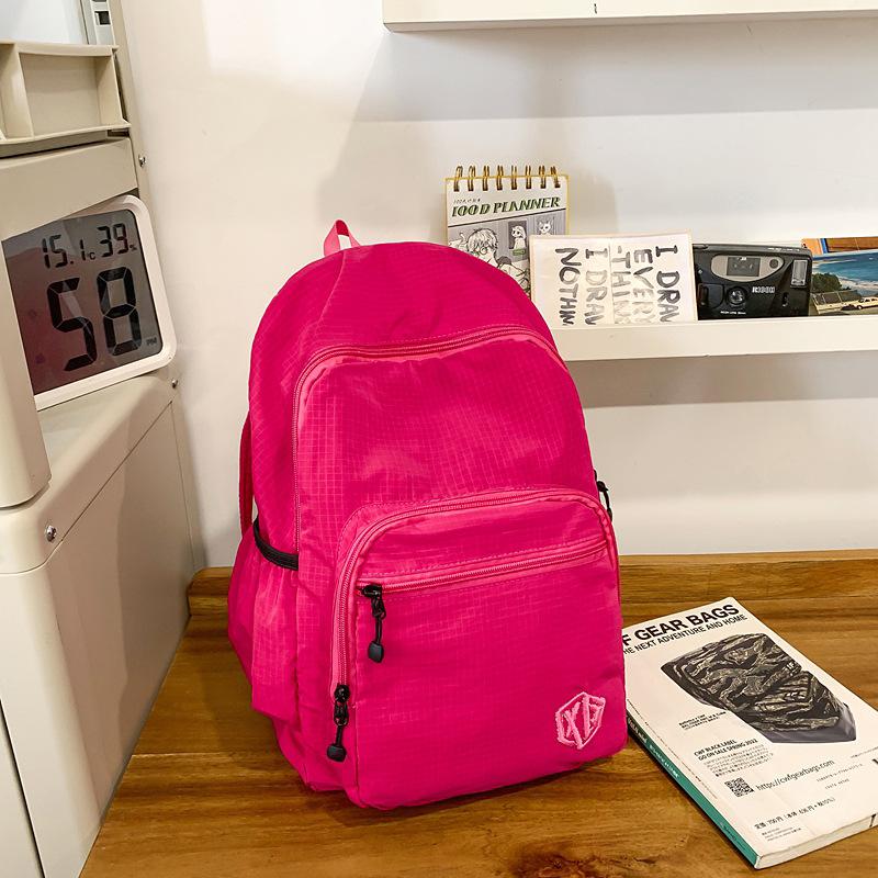 Niche lightweight waterproof quick-drying fitness small backpack women can store folding travel bag simple candy-colored backpack
Niche lightweight waterproof quick-drying fitness small backpack women can store folding travel bag simple candy-colored backpack