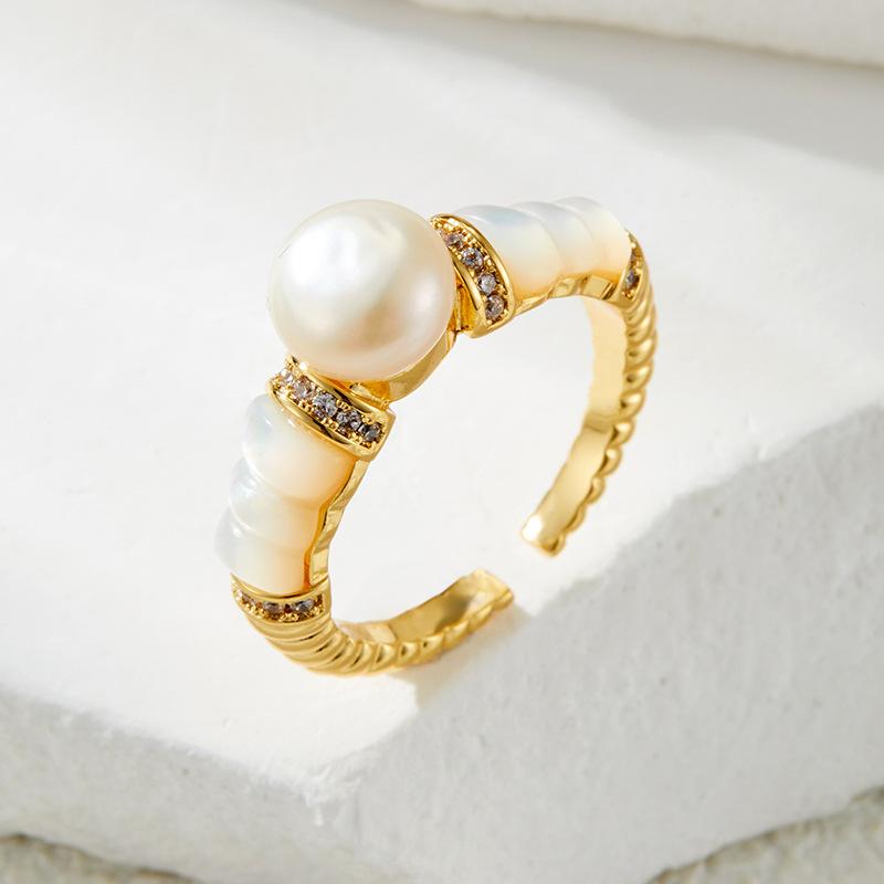 French Elegant Natural Fritillary Freshwater Pearl Open Ring Niche Light Luxury Adjustable Index Finger Ring New Ring
French Elegant Natural Fritillary Freshwater Pearl Open Ring Niche Light Luxury Adjustable Index Finger Ring New Ring