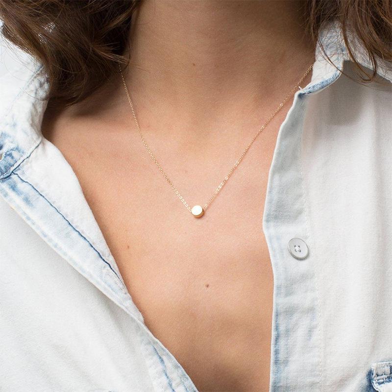 St. Delan Personality Fashion Necklace: Women s Stainless Steel Clavicle Chain with Round Pendant - Engraving Does Not Fade
St. Delan Personality Fashion Necklace: Women s Stainless Steel Clavicle Chain with Round Pendant - Engraving Does Not Fade
