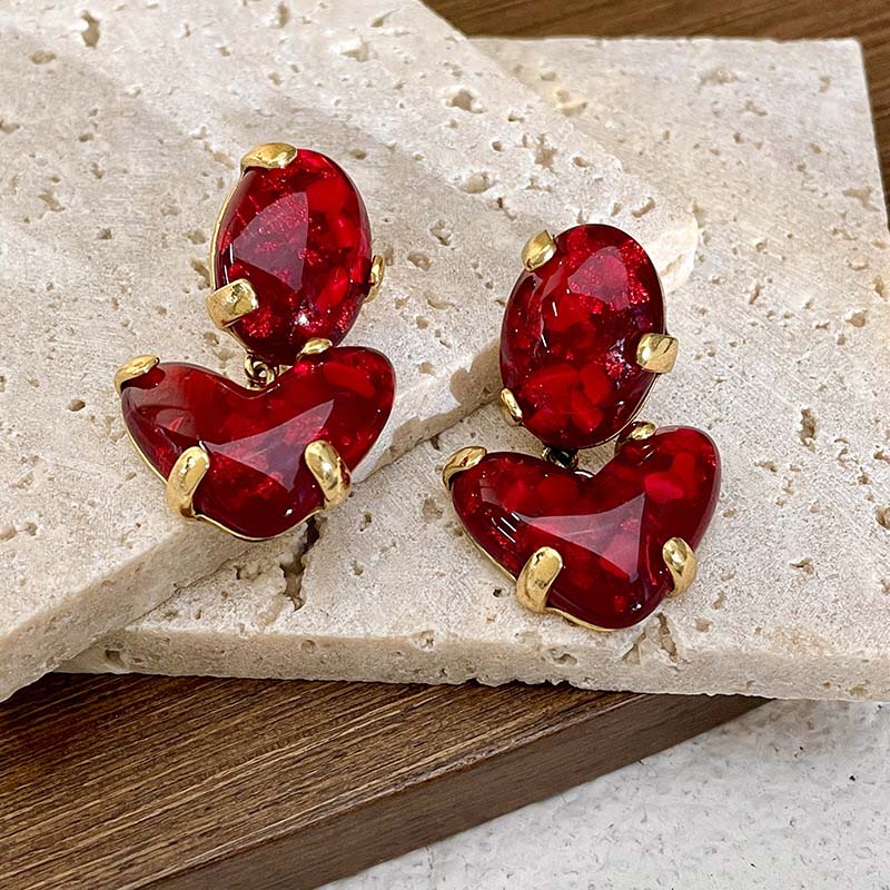 Vintage Red Heart Glass Pendants Earrings For Women Girls Exaggerated Metal Big Heart-Shaped Drop Earrings Wedding Zircon Gifts красный
Vintage Red Heart Glass Pendants Earrings For Women Girls Exaggerated Metal Big Heart-Shaped Drop Earrings Wedding Zircon Gifts красный