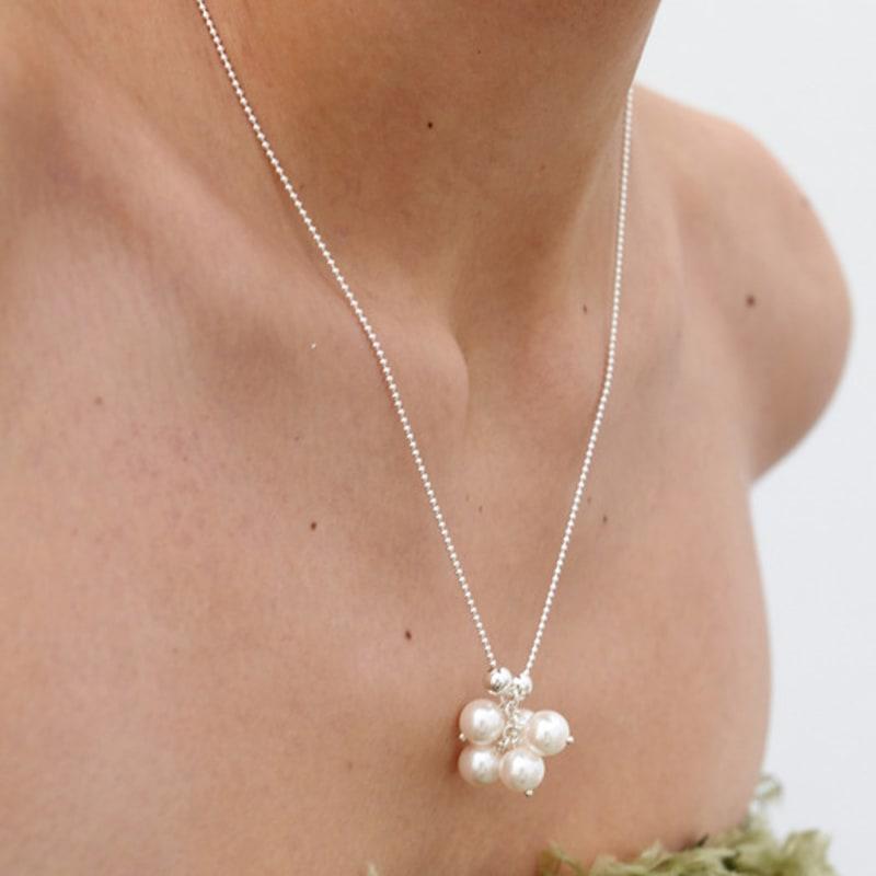 MIDNIGHT MOMENT popping pearl necklace - silver silver
MIDNIGHT MOMENT popping pearl necklace - silver silver