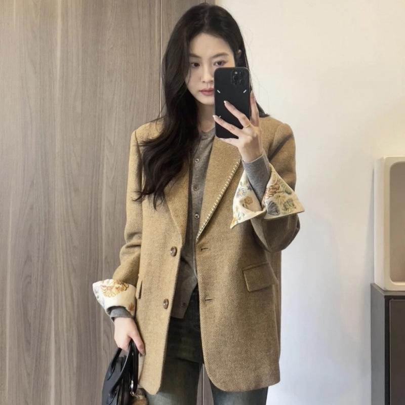 Women s Korean Style Loose Slimming Blazer - High-End Spring Design Medium хакі
Women s Korean Style Loose Slimming Blazer - High-End Spring Design Medium хакі