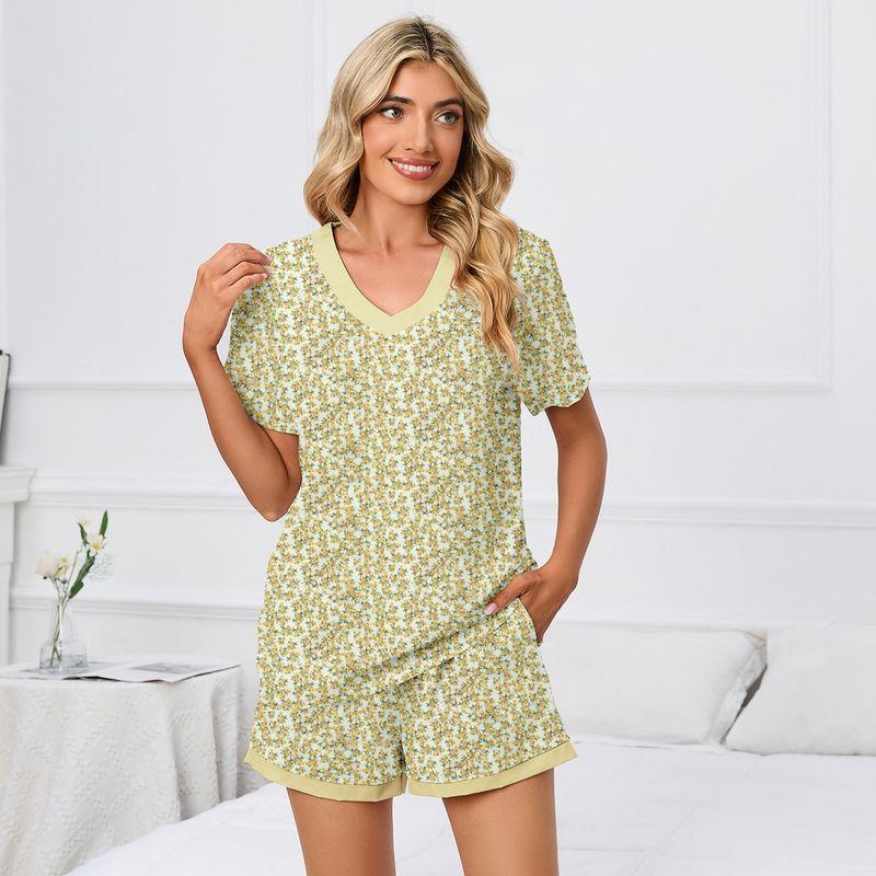 V-neck Printed T-shirt Shorts Pajama V Neck Print T-shirt Shorts Pajamas Suit Light yellow 3XL
V-neck Printed T-shirt Shorts Pajama V Neck Print T-shirt Shorts Pajamas Suit Light yellow 3XL