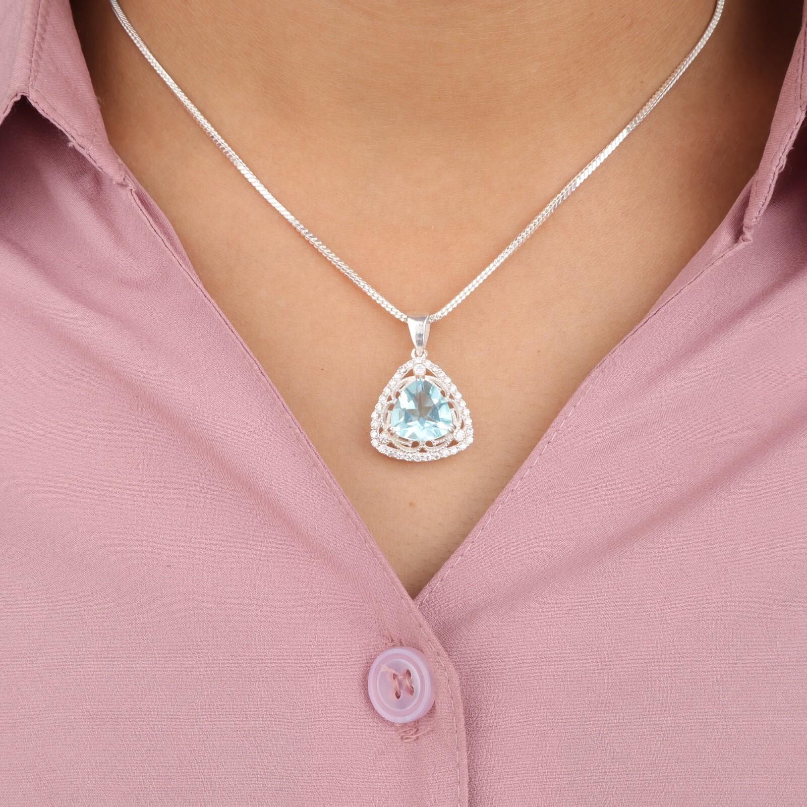 Sky Blue Topaz Gemstone 925 Stamped Silver Jewelry Stylish Zircon Pendant 0.99 CZP-8-11
Sky Blue Topaz Gemstone 925 Stamped Silver Jewelry Stylish Zircon Pendant 0.99 CZP-8-11