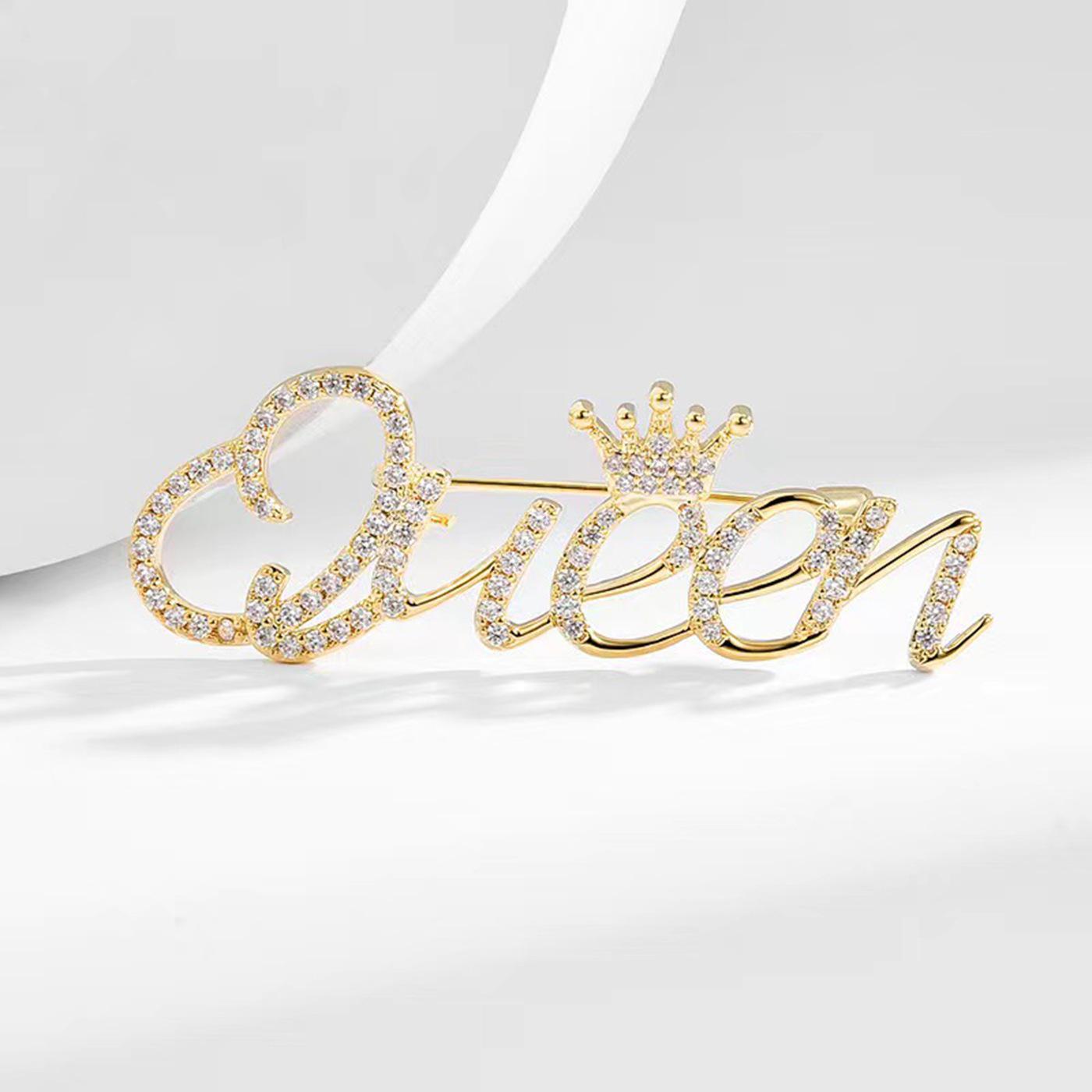 Light Luxury English Queen Crown Brooch Rhinestone Corsage Pin for Clothing Decoration золотой
Light Luxury English Queen Crown Brooch Rhinestone Corsage Pin for Clothing Decoration золотой