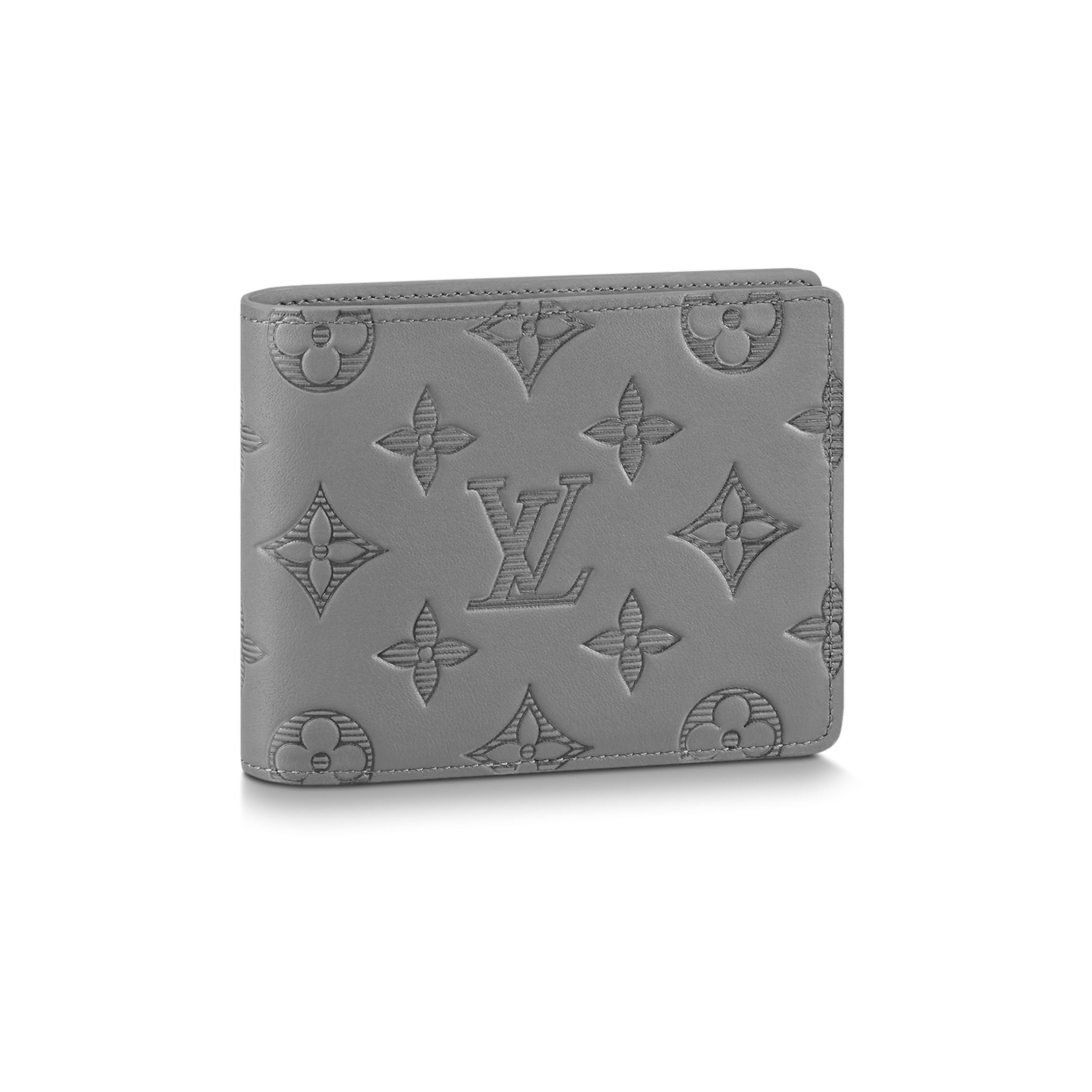 Louis Vuitton Іконічний Принт Логотип Шкіряний Гаманець Чоловічий гаманець Сірий M81383 Basic Set (Bag+Dust Bag)
Louis Vuitton Іконічний Принт Логотип Шкіряний Гаманець Чоловічий гаманець Сірий M81383 Basic Set (Bag+Dust Bag)