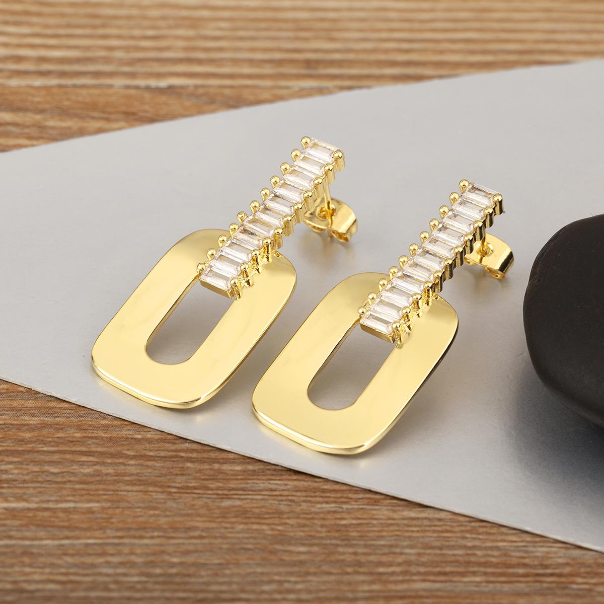 Nidin New Creative Design Copper Inlaid Zircon Geometric Drop Earrings For Women Female Hip-Hop Ear Jewelry Daily Party Gifts золотой
Nidin New Creative Design Copper Inlaid Zircon Geometric Drop Earrings For Women Female Hip-Hop Ear Jewelry Daily Party Gifts золотой