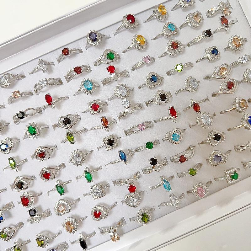 10Pcs Fashion trend four-claw zirconia ring, women s colored alloy ring, retro crystal ring
10Pcs Fashion trend four-claw zirconia ring, women s colored alloy ring, retro crystal ring