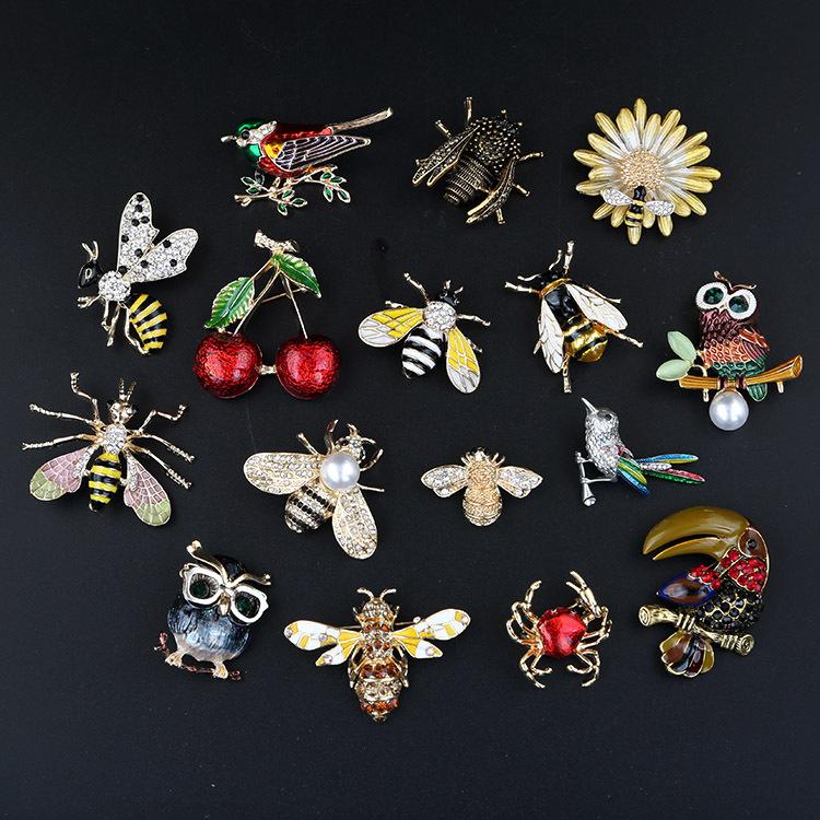 Fashion Color Bee Animal Brooch Accessories Pin Cute Insect Metal Collar Pin Brooches
Fashion Color Bee Animal Brooch Accessories Pin Cute Insect Metal Collar Pin Brooches