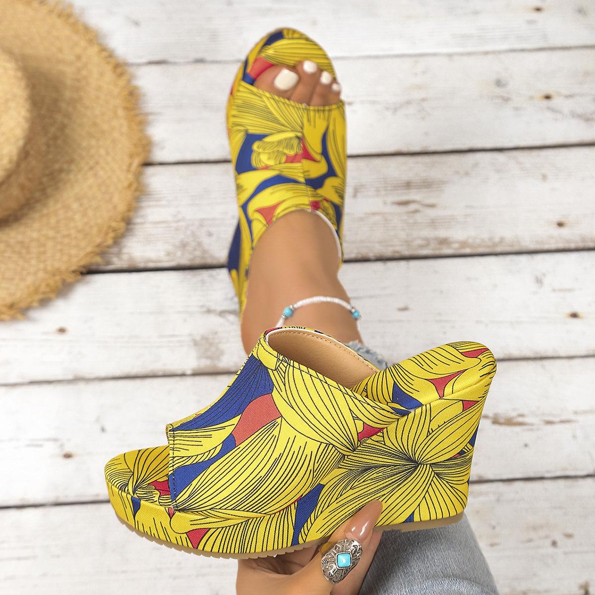 2025 новые летние женские односимвольные тапочки большого размера с толстой подошвой и наклонным каблуком в цветном сочетании 43 жёлтый
2025 новые летние женские односимвольные тапочки большого размера с толстой подошвой и наклонным каблуком в цветном сочетании 43 жёлтый