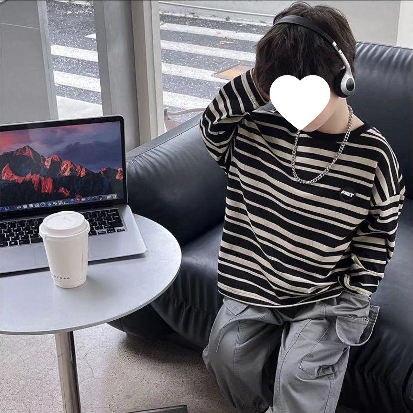 Детский ромпер в корейском стиле для мальчика - Модный костюм для ползания для младенца на весну/осень Size 110 (Height 95-105cm)
Детский ромпер в корейском стиле для мальчика - Модный костюм для ползания для младенца на весну/осень Size 110 (Height 95-105cm)