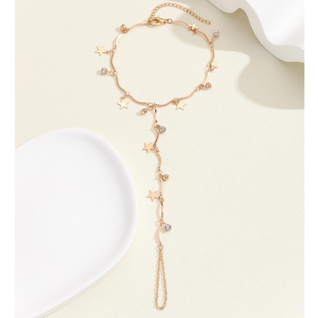 Kinitial Exquisite and fashionable laser plated palm chain with Korean pentagram and brick stone bracelet as an anniversary gift
Kinitial Exquisite and fashionable laser plated palm chain with Korean pentagram and brick stone bracelet as an anniversary gift