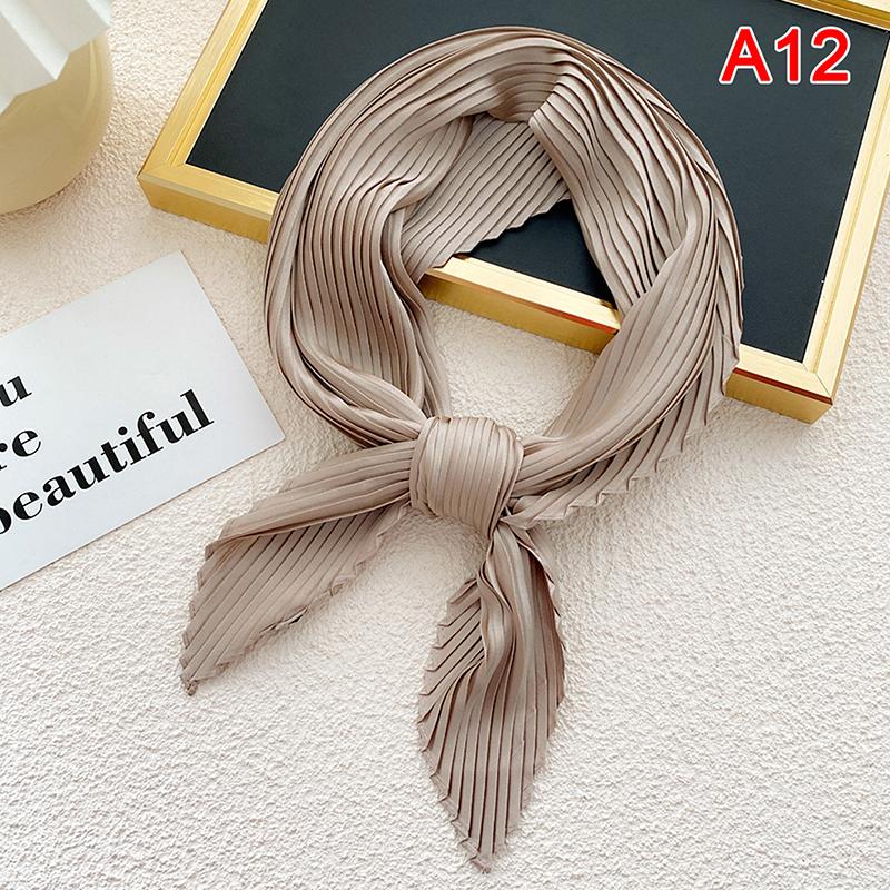 Плиссированный атласный шарф для женщин, шейный платок, лента, квадратная узкая резинка для волос
Плиссированный атласный шарф для женщин, шейный платок, лента, квадратная узкая резинка для волос