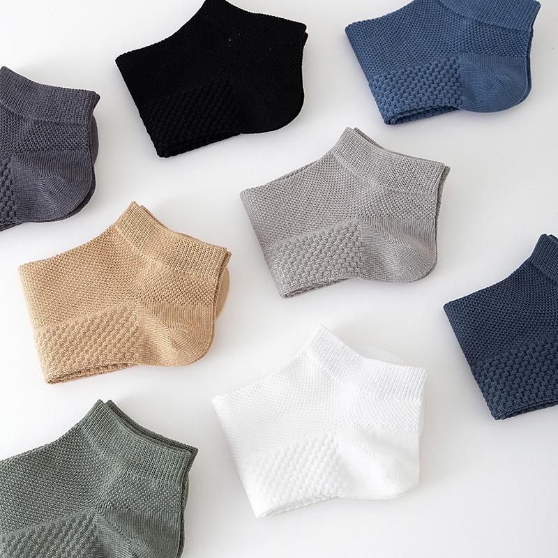 Men Summer All Kinds of Light Cotton Breathable Mesh Short Tube Socks 1 pair серебряный серый
Men Summer All Kinds of Light Cotton Breathable Mesh Short Tube Socks 1 pair серебряный серый