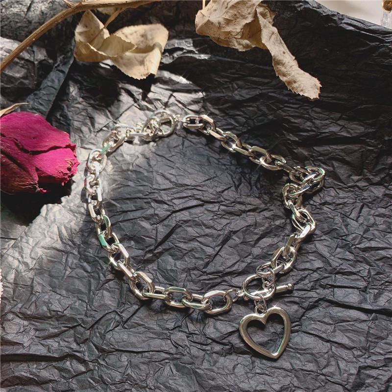 Панк Ретро Колье-чокер с подвеской в виде сердца Хип-хоп Массивная толстая цепочка Ожерелье Женские украшения Подарок серебряный
Панк Ретро Колье-чокер с подвеской в виде сердца Хип-хоп Массивная толстая цепочка Ожерелье Женские украшения Подарок серебряный