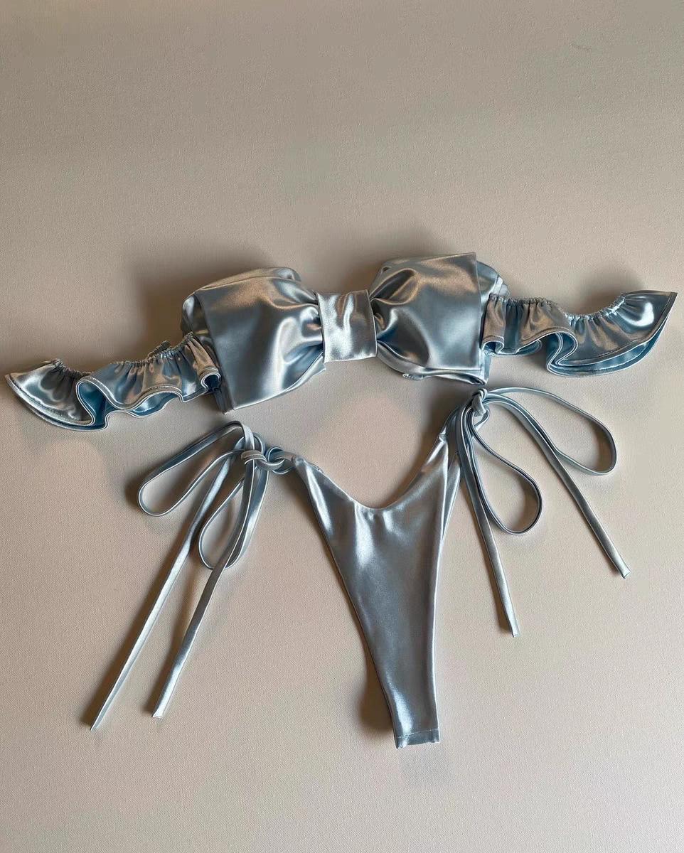 Вдохновленный корейским стилем купальник бикини без бретелек с большим бантом: Атласный купальник-двойка синий
Вдохновленный корейским стилем купальник бикини без бретелек с большим бантом: Атласный купальник-двойка синий