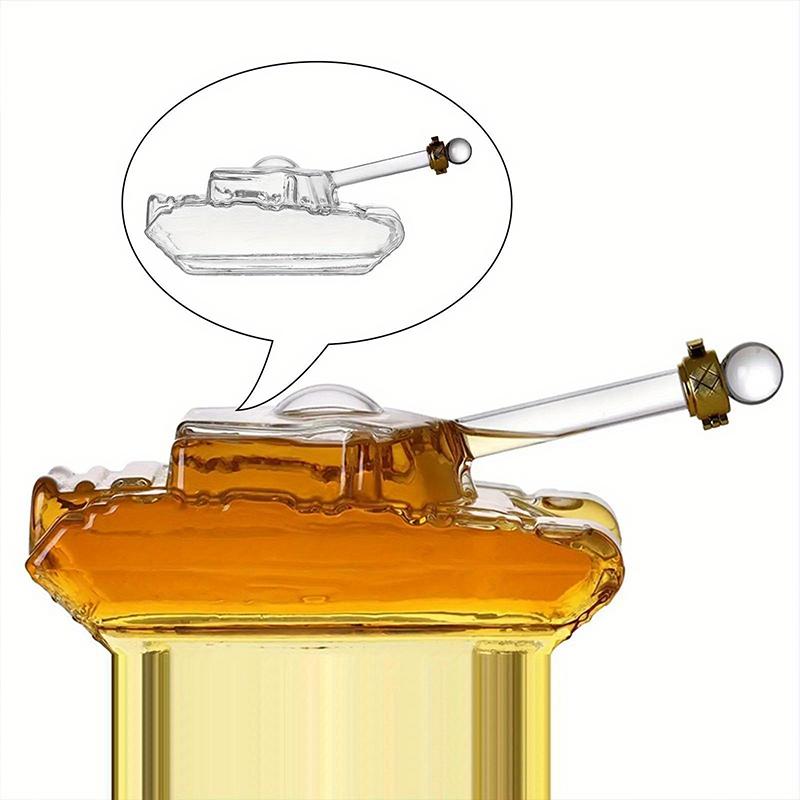 1000/500ml Tank Shaped Glass Whiskey Decanter Luxurious Crystal Clear Glass Bottle High Borosilicate Glass Wine Separator Dispenser 500ML белый
1000/500ml Tank Shaped Glass Whiskey Decanter Luxurious Crystal Clear Glass Bottle High Borosilicate Glass Wine Separator Dispenser 500ML белый