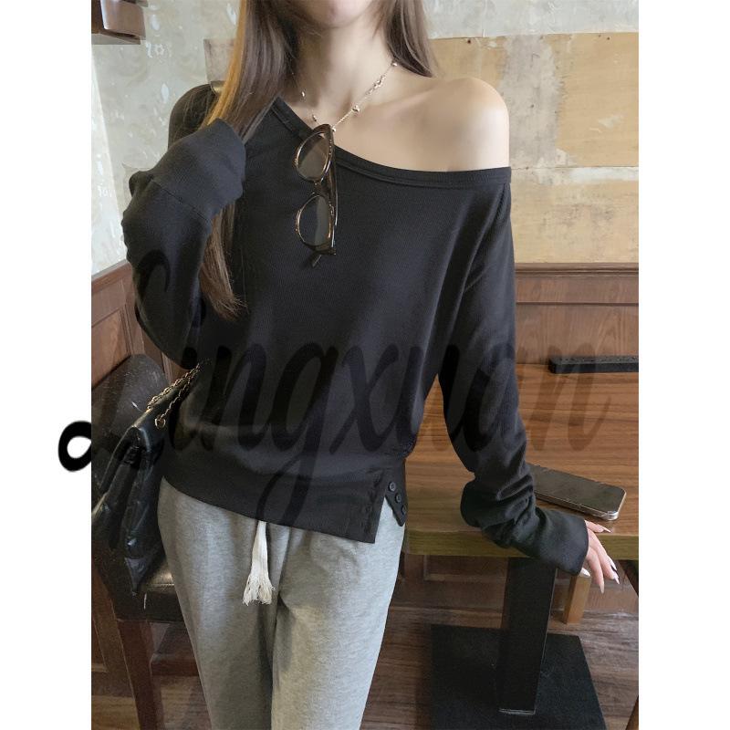 Korean Style One-Shoulder Button Long-Sleeve T-Shirt Small чорний
Korean Style One-Shoulder Button Long-Sleeve T-Shirt Small чорний
