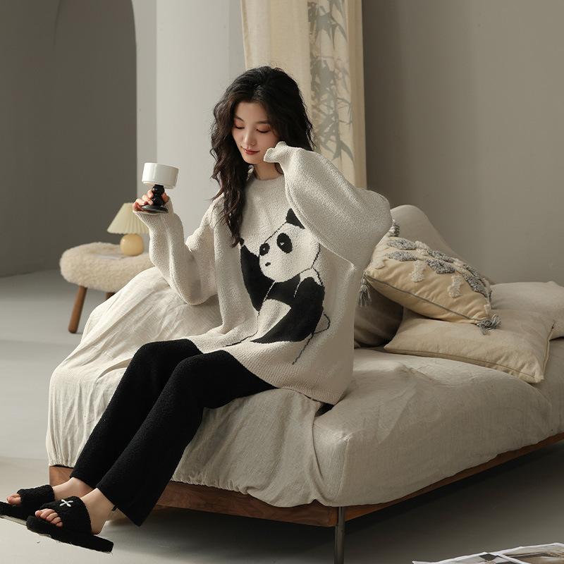 Коралловая бархатная пижама женская осень-зима кашемир и плотный женский теплый комплект домашней одежды можно носить на улице пижамы 3XL
Коралловая бархатная пижама женская осень-зима кашемир и плотный женский теплый комплект домашней одежды можно носить на улице пижамы 3XL