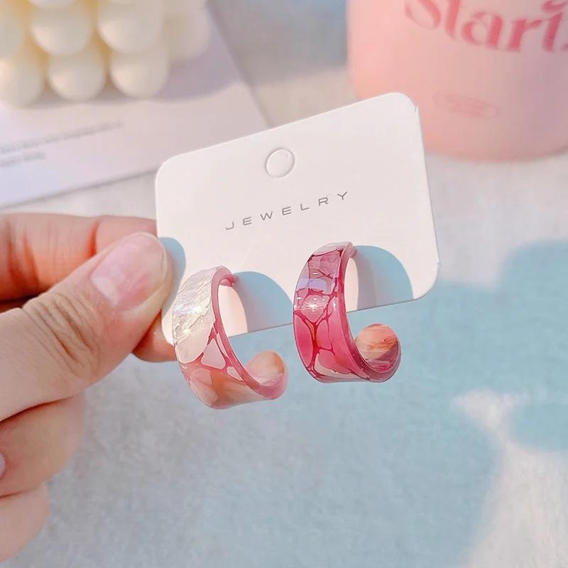 Trend Acrylic Resin Pink Pattern C-shaped Drop Earrings for Women Korean Polishing Acetic Acid Geometric Zircon Girl Gift
Trend Acrylic Resin Pink Pattern C-shaped Drop Earrings for Women Korean Polishing Acetic Acid Geometric Zircon Girl Gift