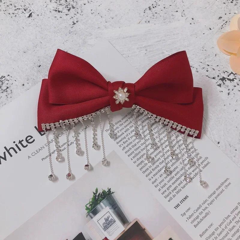 Новейшая мода корейский стиль бант стразы кисточка атласная заколка для волос свадебная вечеринка персонализированные аксессуары для укладки креативные подарки красный
Новейшая мода корейский стиль бант стразы кисточка атласная заколка для волос свадебная вечеринка персонализированные аксессуары для укладки креативные подарки красный