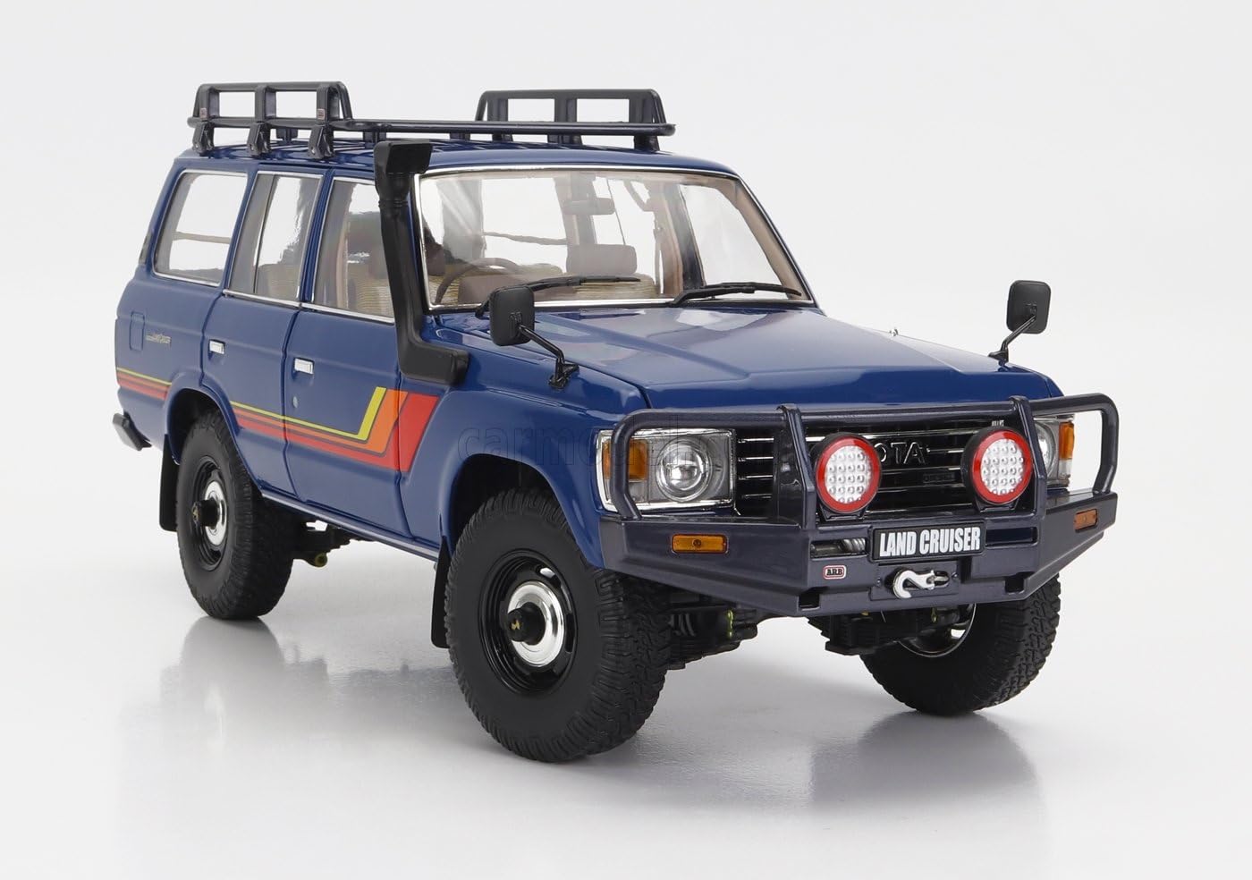Kyosho Original Toyota Land Cruiser 60 Blue с дополнительными деталями Готовый продукт 1/18 синий
Kyosho Original Toyota Land Cruiser 60 Blue с дополнительными деталями Готовый продукт 1/18 синий