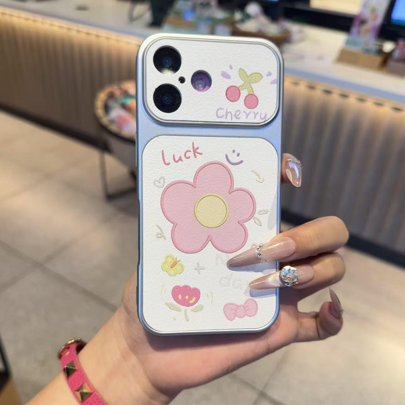 Smiling Face Flower Leather Texture Case for Apple 17 Pro Max, 15 Pro, 14, 13 Pro – Cute, Soft, and Window-Friendly Apple 16 Plus Integrated Photography Button
Smiling Face Flower Leather Texture Case for Apple 17 Pro Max, 15 Pro, 14, 13 Pro – Cute, Soft, and Window-Friendly Apple 16 Plus Integrated Photography Button