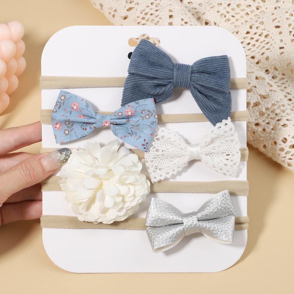 5 шт./набор Эластичные нейлоновые повязки для волос новорожденных, однотонные кружевные банты, детская повязка на голову для девочек, тюрбан, новый головной убор, детские аксессуары для волос, подарок
5 шт./набор Эластичные нейлоновые повязки для волос новорожденных, однотонные кружевные банты, детская повязка на голову для девочек, тюрбан, новый головной убор, детские аксессуары для волос, подарок