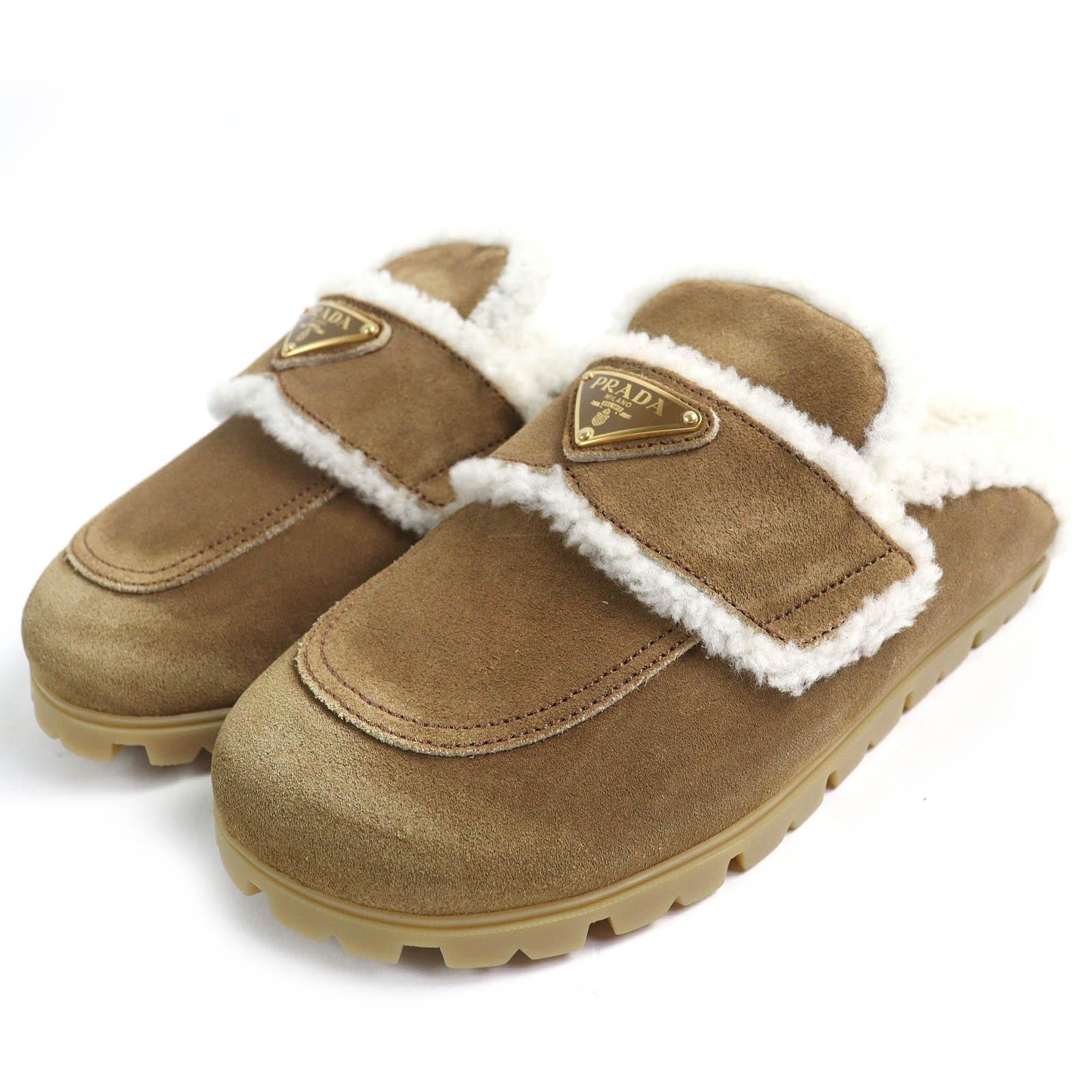 Pristine PRADA Sandals Suede shearling slippers Suede leather Women 37 1S711M Used
Pristine PRADA Sandals Suede shearling slippers Suede leather Women 37 1S711M Used