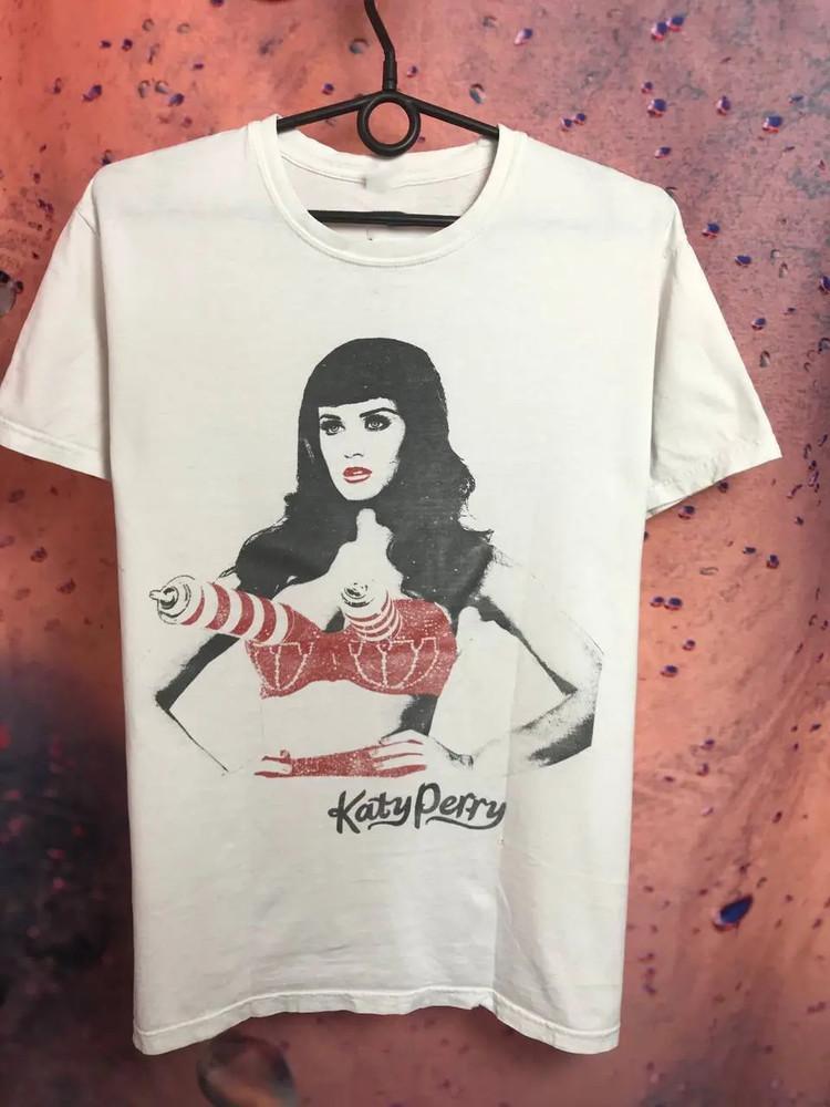 Vintage Katy Perry Cotton Shirt Unisex Concert S to 5XL EL119 Unisex T-Shirt S
Vintage Katy Perry Cotton Shirt Unisex Concert S to 5XL EL119 Unisex T-Shirt S