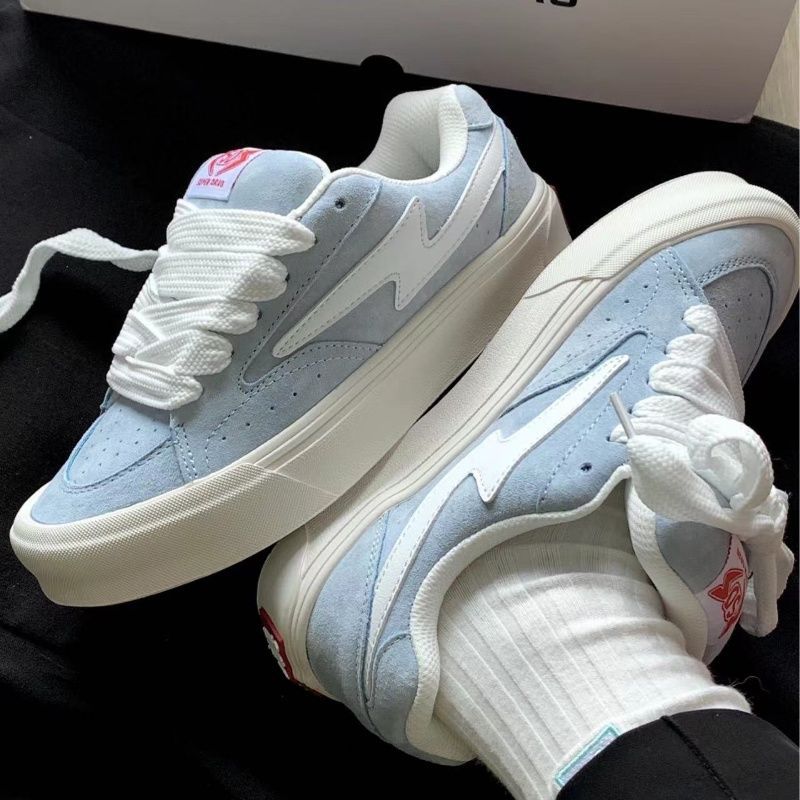 Autumn street breathable comfortable retro board shoes little white shoes student shoes women s trend 40 синій
Autumn street breathable comfortable retro board shoes little white shoes student shoes women s trend 40 синій