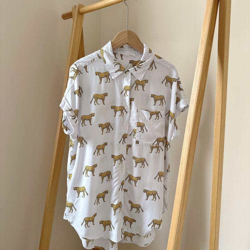 Европейская и американская летняя тонкая вискозная рубашка с коротким рукавом для одиноких женщин, свободная хлопковая футболка из искусственного денима, прохладная футболка с карманом White Leopard M
Европейская и американская летняя тонкая вискозная рубашка с коротким рукавом для одиноких женщин, свободная хлопковая футболка из искусственного денима, прохладная футболка с карманом White Leopard M