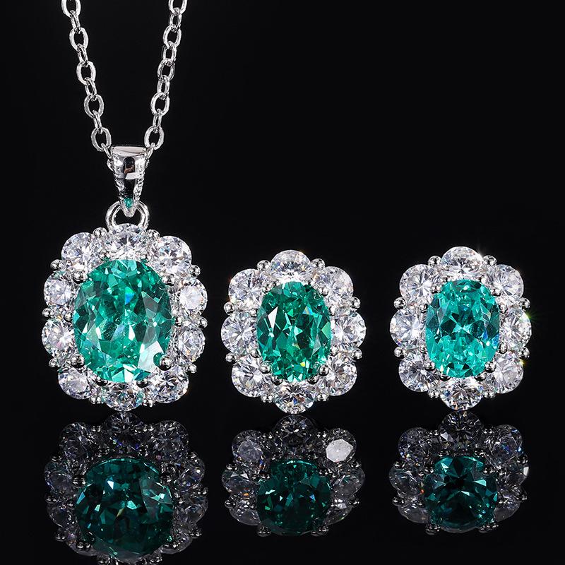 Women s Light Luxury Design Zircon Geometric Pendant Necklace Earring Set Fashionable And Versatile Niche Design Sense Set
Women s Light Luxury Design Zircon Geometric Pendant Necklace Earring Set Fashionable And Versatile Niche Design Sense Set