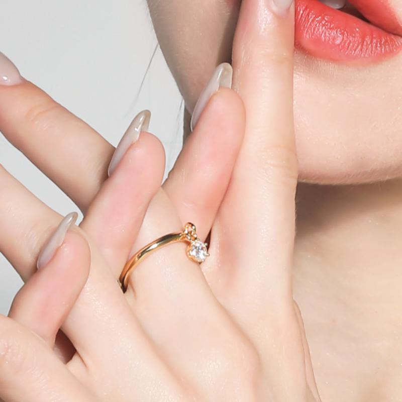 J.Lauren Smooth Cubic drop Silver Ring R0629 Silver_No. 15
J.Lauren Smooth Cubic drop Silver Ring R0629 Silver_No. 15