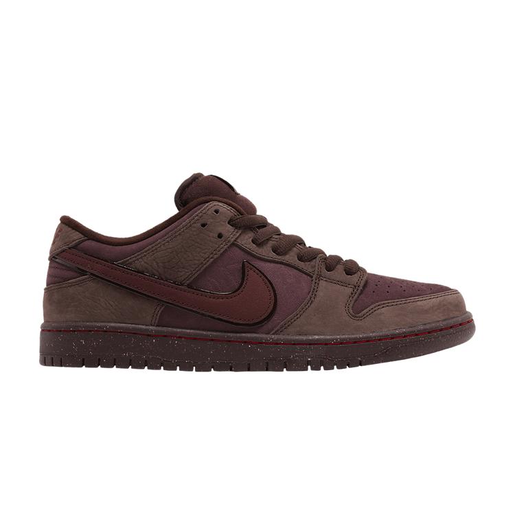 Nike SB Dunk Low City of Love Burgundy Crush 43
Nike SB Dunk Low City of Love Burgundy Crush 43