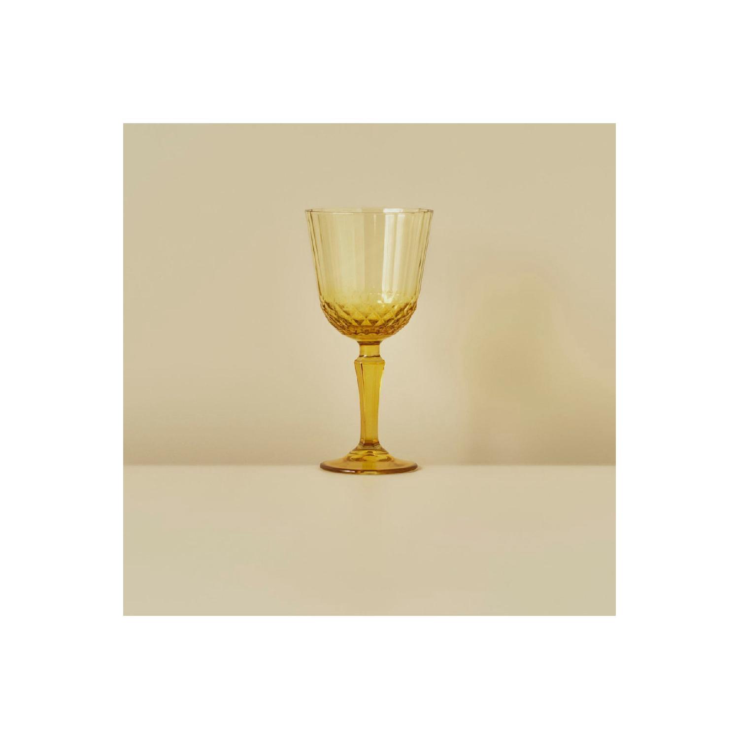 Цвет граненого стекла желтый (310 куб.см)
Цвет граненого стекла желтый (310 куб.см)