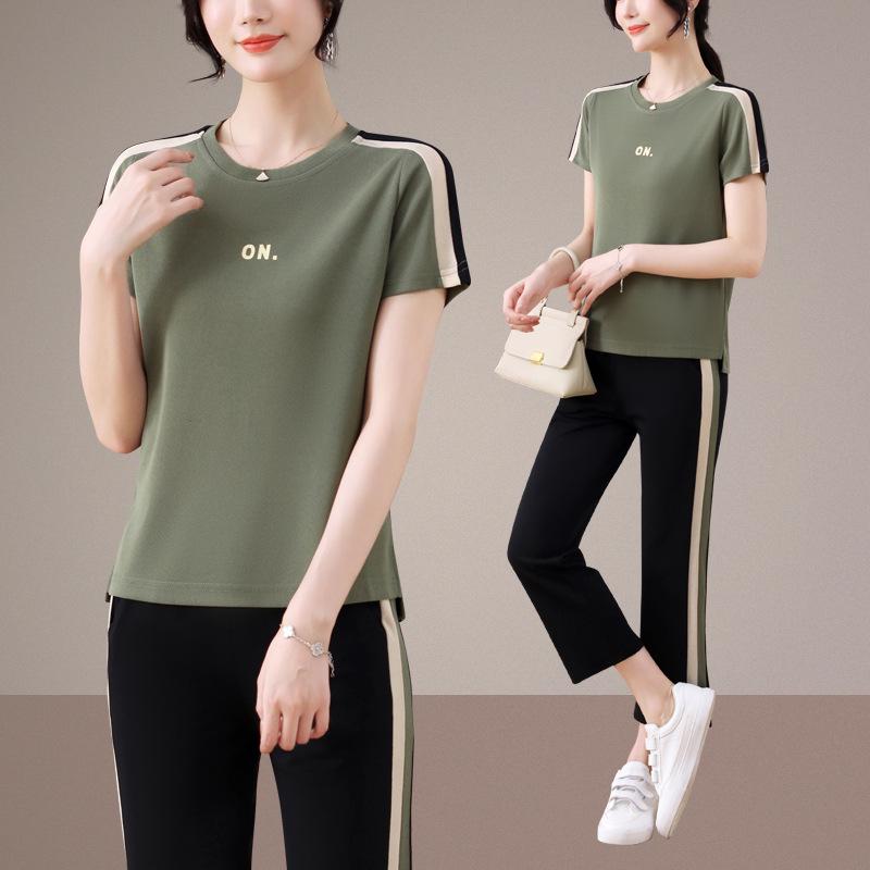 Летняя спортивная мода 2025: Повседневный комплект с футболкой с коротким рукавом и брюками для женщин среднего возраста 3XL серый/зелёный
Летняя спортивная мода 2025: Повседневный комплект с футболкой с коротким рукавом и брюками для женщин среднего возраста 3XL серый/зелёный