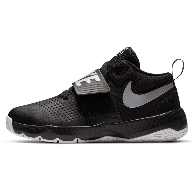 Новые Nike Team Hustle D 8 Черные GS 881941-001 38.5
Новые Nike Team Hustle D 8 Черные GS 881941-001 38.5