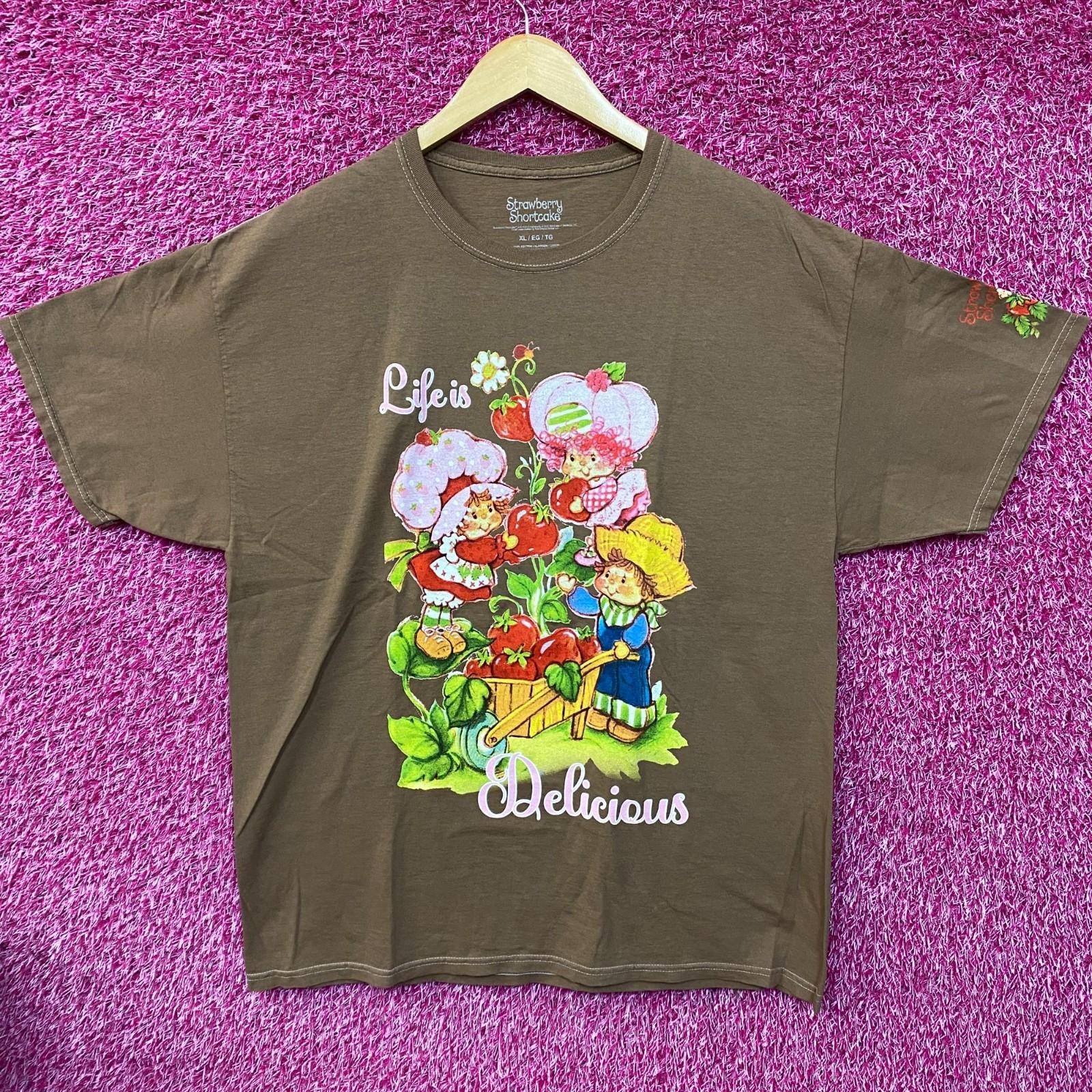 Strawberry Shortcake Friends Life Is Delicious T-Shirt XL XXXL
Strawberry Shortcake Friends Life Is Delicious T-Shirt XL XXXL