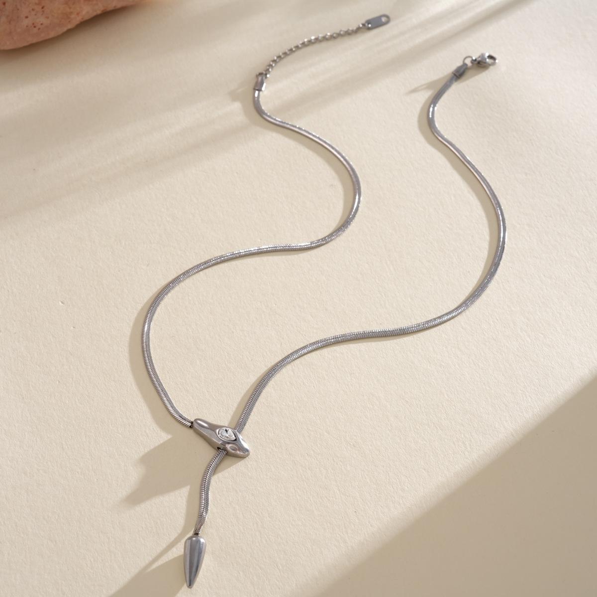 Luxury Stainless Steel Inlaid Zircon Snake Necklace, Personalized Women s Fashion Wedding Anniversary Party Jewelry Gift
Luxury Stainless Steel Inlaid Zircon Snake Necklace, Personalized Women s Fashion Wedding Anniversary Party Jewelry Gift