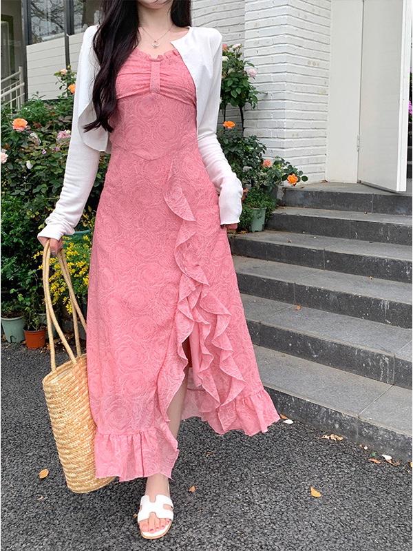 Plus Size Rose Pattern French Style Strappy Dress with Waist Cinching, Ruffle Trim, and Long Skirt 3XL (for 160-180 jin)
Plus Size Rose Pattern French Style Strappy Dress with Waist Cinching, Ruffle Trim, and Long Skirt 3XL (for 160-180 jin)