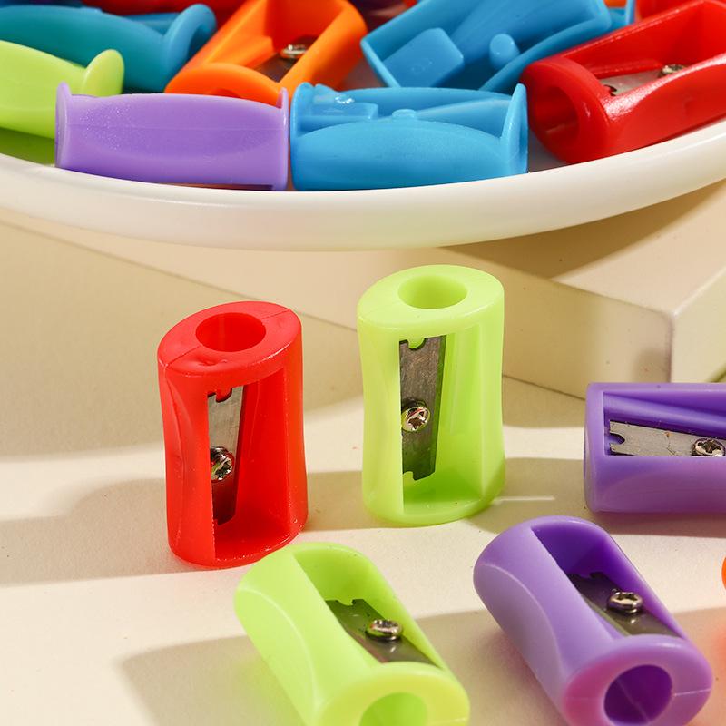 Waist-Shaped Colored Pencil Sharpener Set for Kids - Single-Hole Design, Manual Use
Waist-Shaped Colored Pencil Sharpener Set for Kids - Single-Hole Design, Manual Use