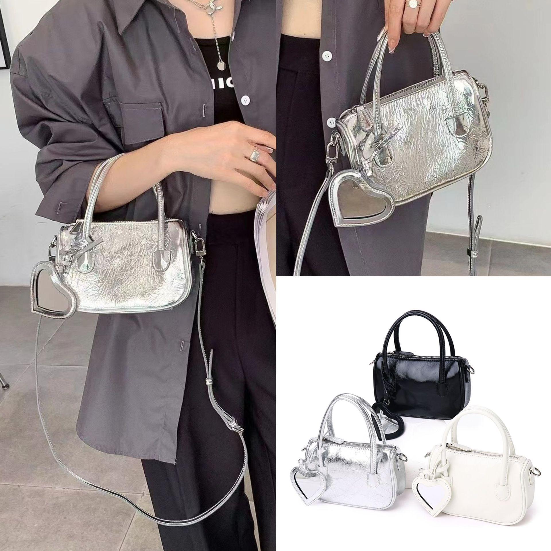 Spring and Summer Niche Design Small Square Bag Women s Leather Handbag Crossbody Bag Small Baguette Bag білий
Spring and Summer Niche Design Small Square Bag Women s Leather Handbag Crossbody Bag Small Baguette Bag білий