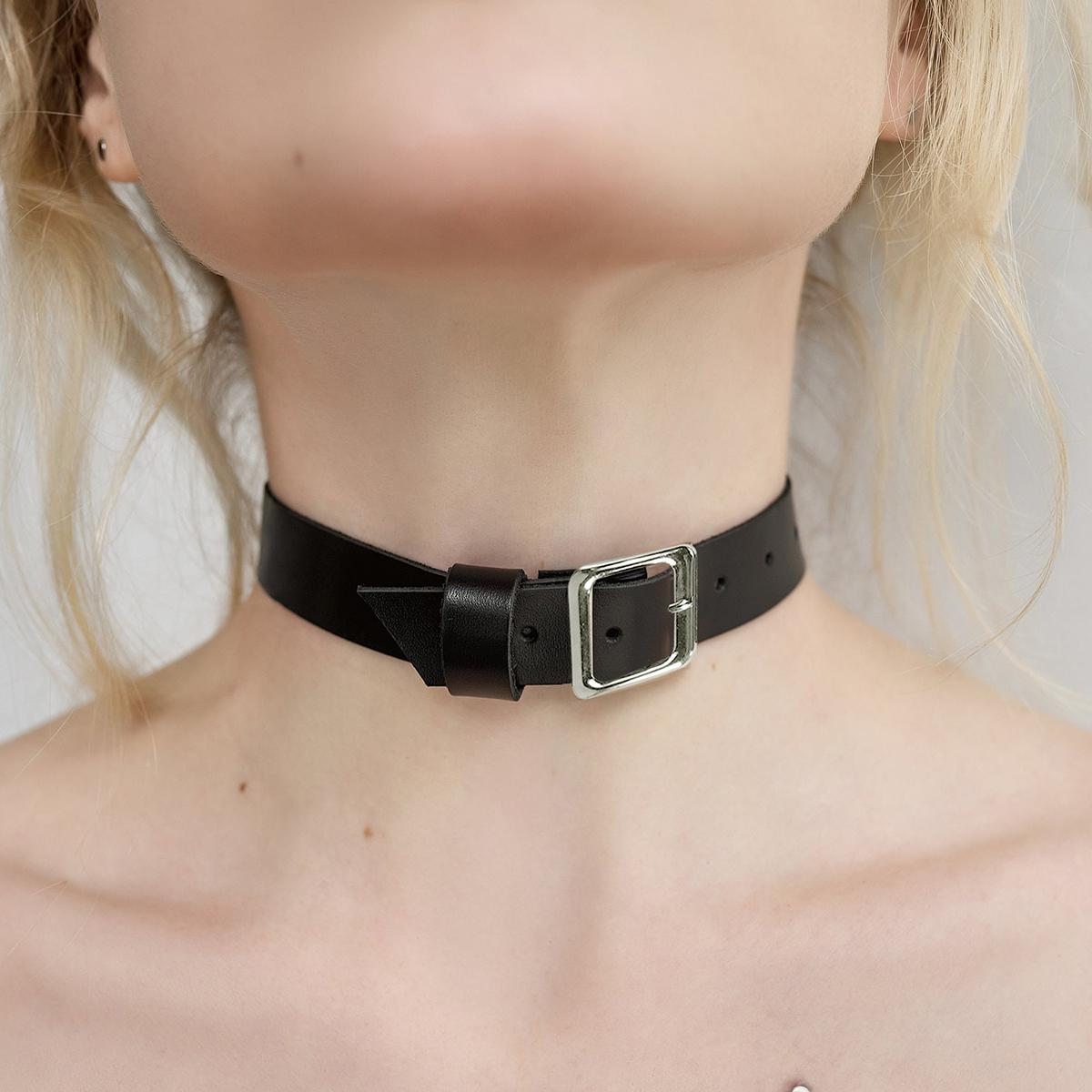 Women Leather Adjustable Chunky Cool Choker Alternative Sexy Fashion Suitable For Holiday Celebrations And Valentine S Day Gifts
Women Leather Adjustable Chunky Cool Choker Alternative Sexy Fashion Suitable For Holiday Celebrations And Valentine S Day Gifts