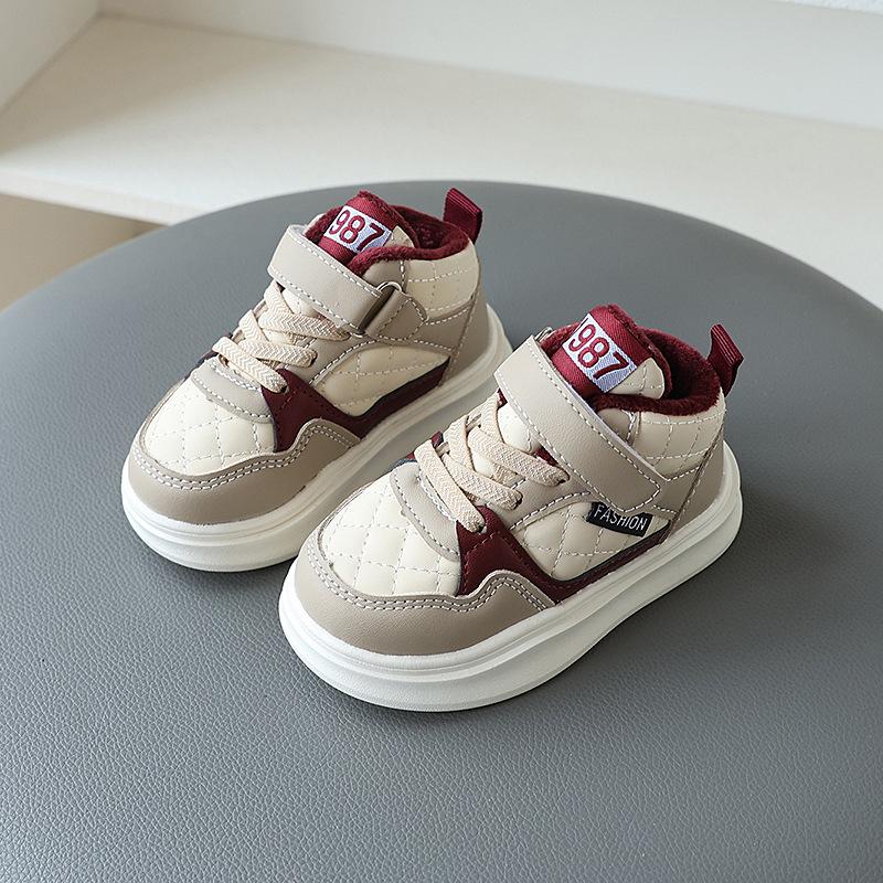 New autumn and winter children s shoes, children s sports shoes with fleece lining, girls casual sneakers, boys shoes, kids loafers 22Code【Insole Length13.
New autumn and winter children s shoes, children s sports shoes with fleece lining, girls casual sneakers, boys shoes, kids loafers 22Code【Insole Length13.