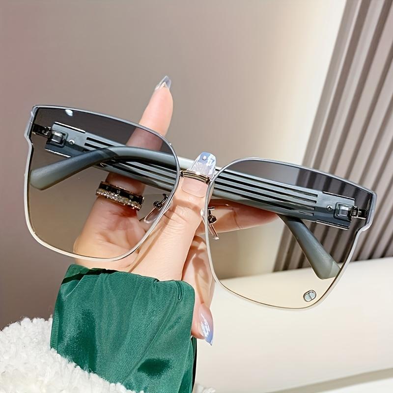 1Pcs New Frameless Large Frame Sunglasses For Women New Style Glasses Fashionable Outdoor Ultraviolet Sunglasses
1Pcs New Frameless Large Frame Sunglasses For Women New Style Glasses Fashionable Outdoor Ultraviolet Sunglasses
