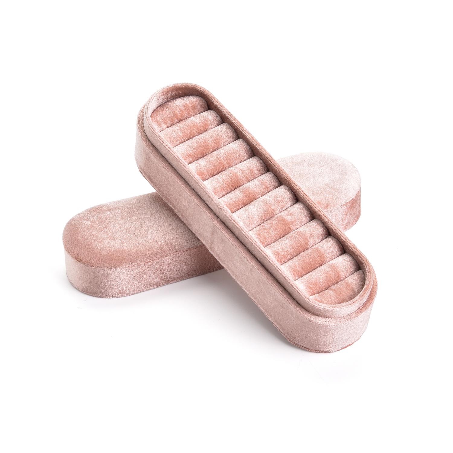 Высококачественный бархатный новый дисплей-бокс для хранения колец, лоток для хранения колец, лоток для ювелирных изделий для колец и серег, реквизит для витрины 1pc
Высококачественный бархатный новый дисплей-бокс для хранения колец, лоток для хранения колец, лоток для ювелирных изделий для колец и серег, реквизит для витрины 1pc