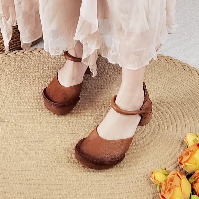 Handmade bag head sandals summer retro literary round head flat bottom comfortable outdoor soft leather women s sandals 40 темно-коричневого кольору
Handmade bag head sandals summer retro literary round head flat bottom comfortable outdoor soft leather women s sandals 40 темно-коричневого кольору