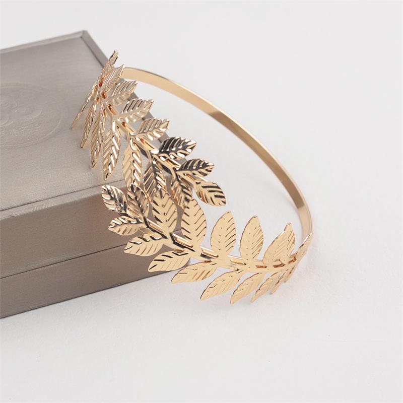 Women s Open Cuff Gold Color Leaf Bangles European Charming Exaggerated Charm Bracelets for Ladies Beach Vacation Hand Zircon
Women s Open Cuff Gold Color Leaf Bangles European Charming Exaggerated Charm Bracelets for Ladies Beach Vacation Hand Zircon